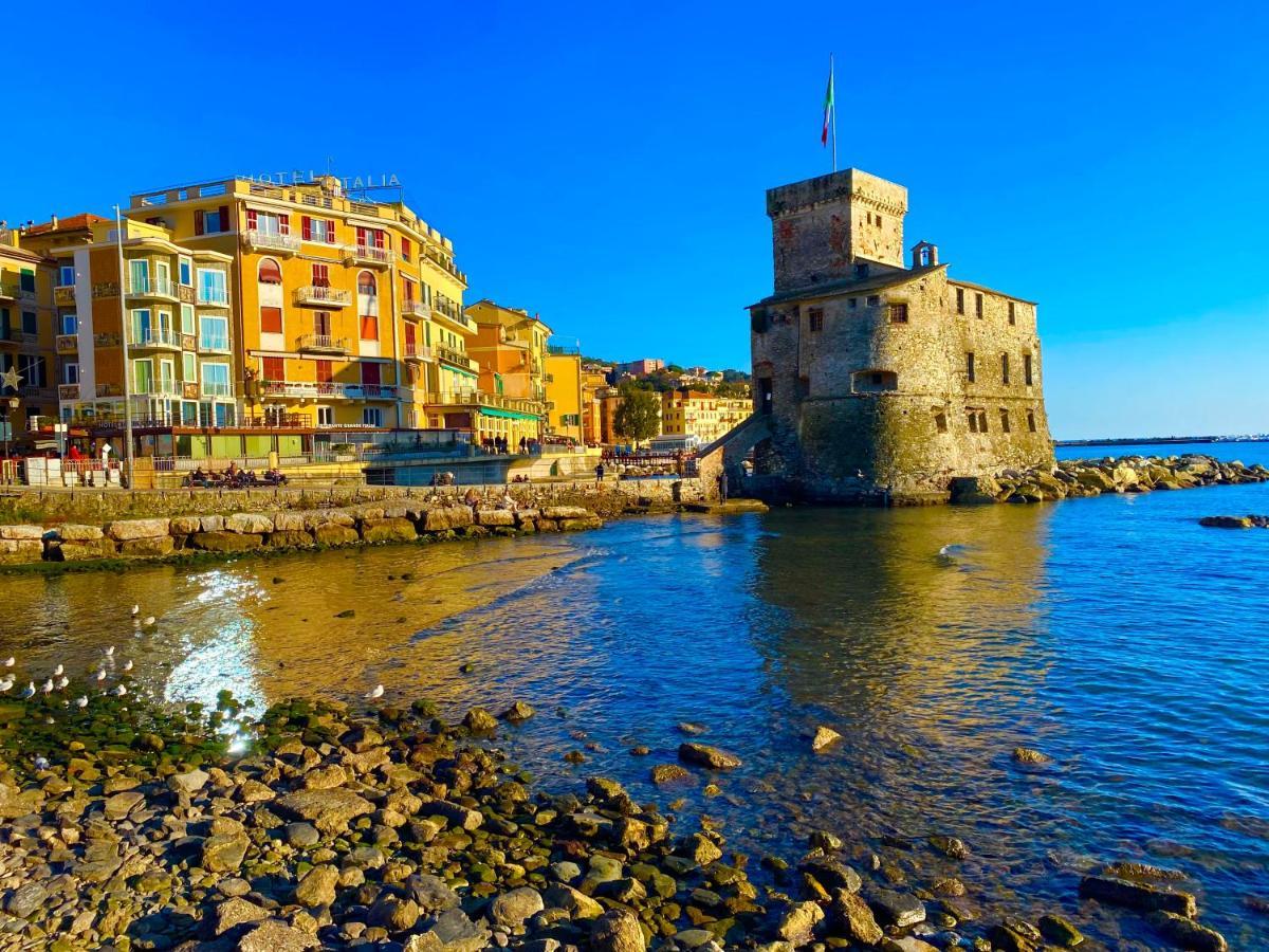 Casa Genovese, Splendido Appartamento In Centro A Rapallo Kültér fotó